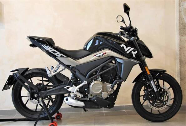 CFMOTO 300NK BLACK - Liberec - Bazar