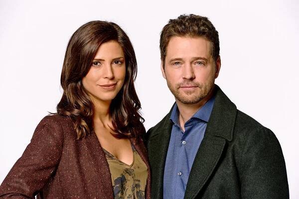 Soukromé očko - Série 1 - Promo - Cindy Sampson, Jason Priestley