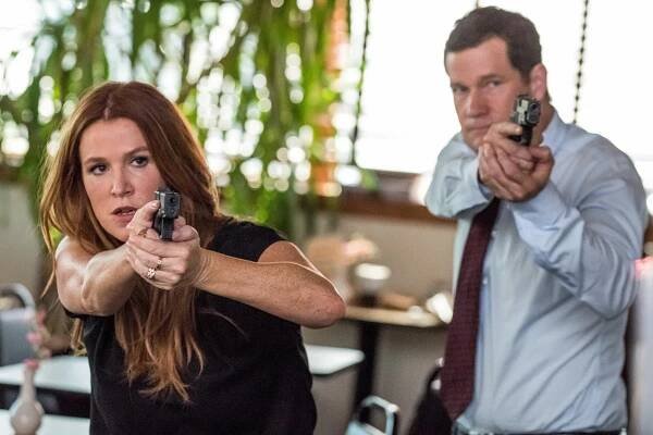 Vzpomínky - About Face - Z filmu - Poppy Montgomery, Dylan Walsh