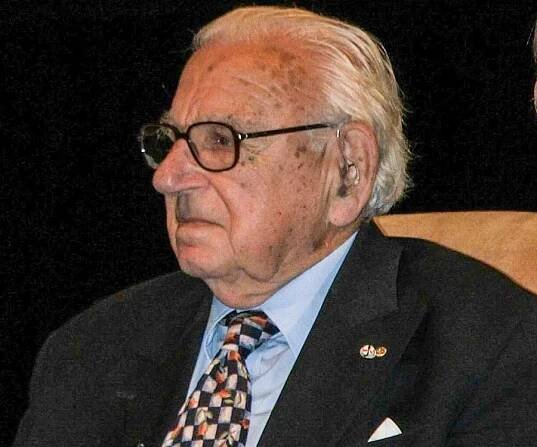 Nicholas Winton Biography - Facts, Childhood, Family Life & Achievements