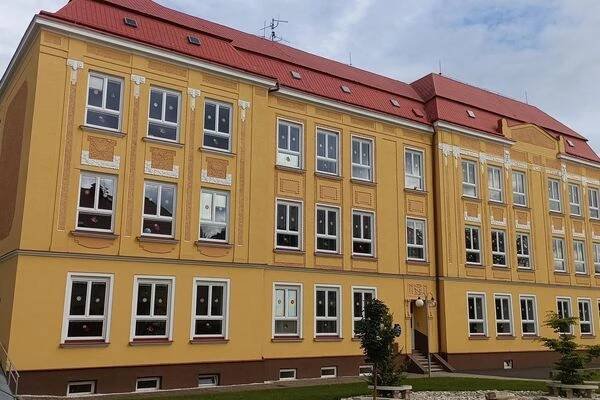 ZŠ a MŠ sgr. J.C. Kluttze, Kovářská foto 1