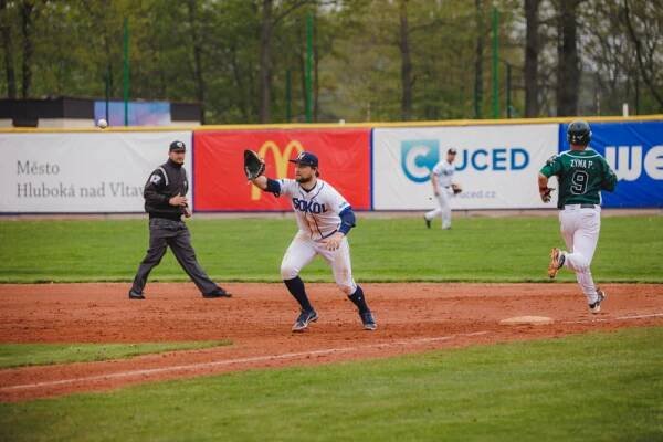 Sokol Hluboká prohrál sérii s Eagles Praha a o jeho účasti v TOP 6 rozhodne poslední kolo s Arrows Ostrava