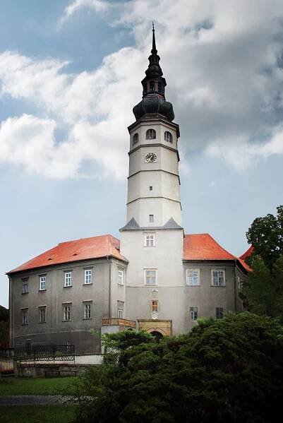 Zámek Tovačov