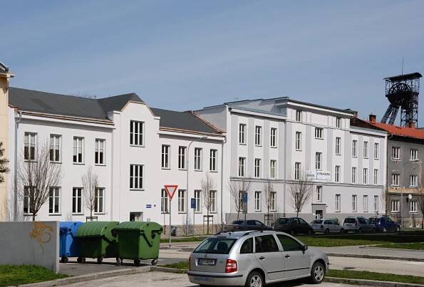 Soubor:Moravská Ostrava Bieblova 6 8.jpg – Wikipedie