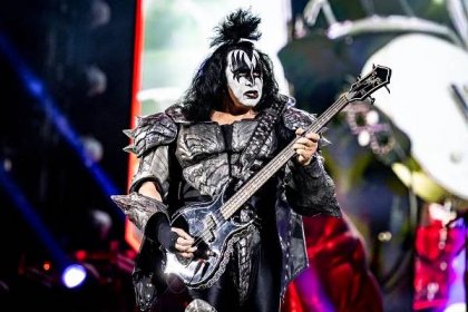 Kiss' Gene Simmons Feels Unwell at Brazil Concert, Pauses Show