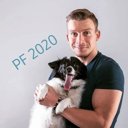 Násilník z Ordinace má nového pejska: Zachránil ho přímo ze silnice!