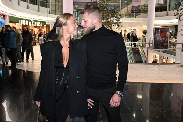 Nela Slováková a Radek Roušal svou lásku konečně nemusí skrývat.