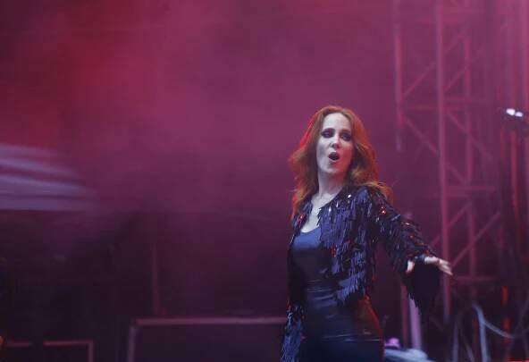 Metalfest ovládly ženské hlasy. V Plzni zahrály kapely Epica a Within Temptation