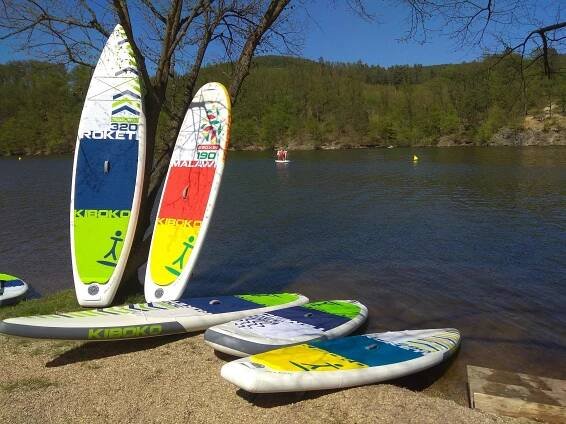 Otevírání půjčovny na Brněnské přehradě Kiboko Boards - prodej a půjčování nafukovacích paddleboardů