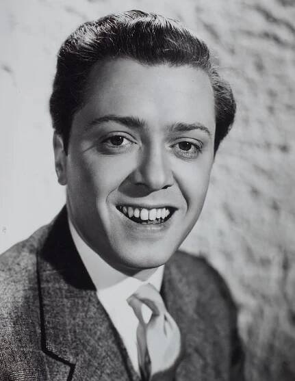 A large collection of private and press photographs many featuring Richard Attenborough, various dates, qty