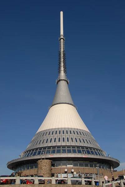 Ještěd (hotel a vysílač) – Wikipedie