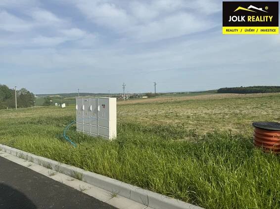 Prodej pozemku č.1 pro bydlení, 735 m2 - Služovice