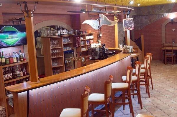 Pizzerie Restaurant Bar AMOS foto 2