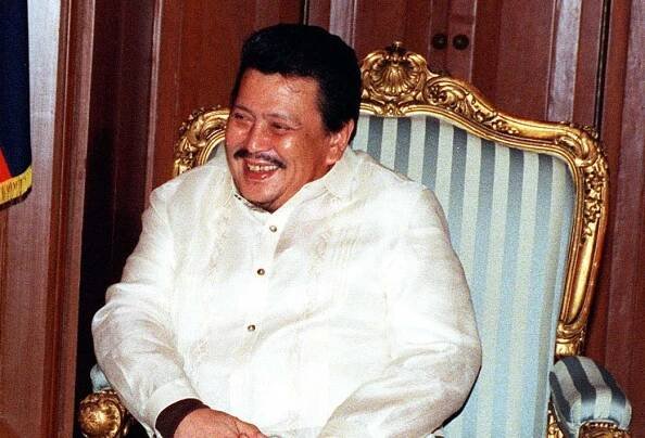 Filipínský prezident Joseph Estrada v roce 1998