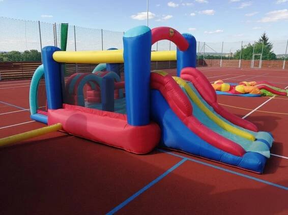 Překážková dráha – Zábavní park – Skákací hrady Horní Dohalice