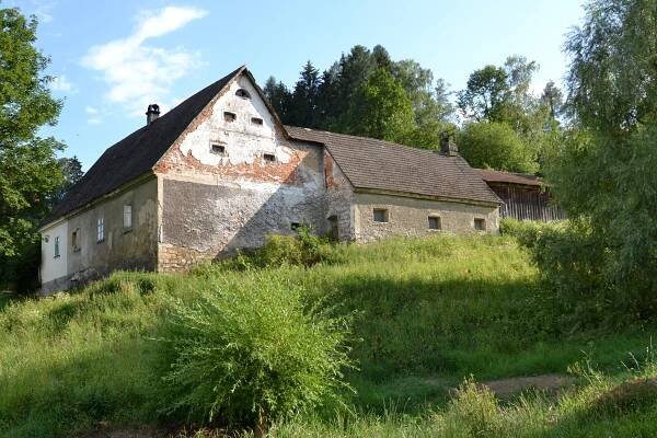 Soubor:Maršov nad Metují 2017-07-10 Usedlost čp. 6.jpg