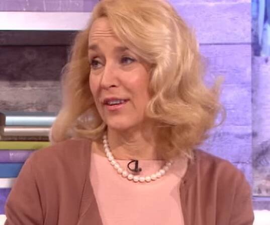 Jerry Hall Biography - Facts, Childhood, Family Life & Achievements