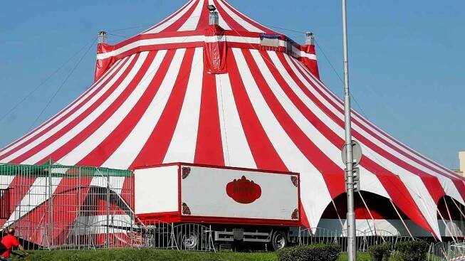 Berousek original cirkus Sultán zve Chomutovany pod šapitó