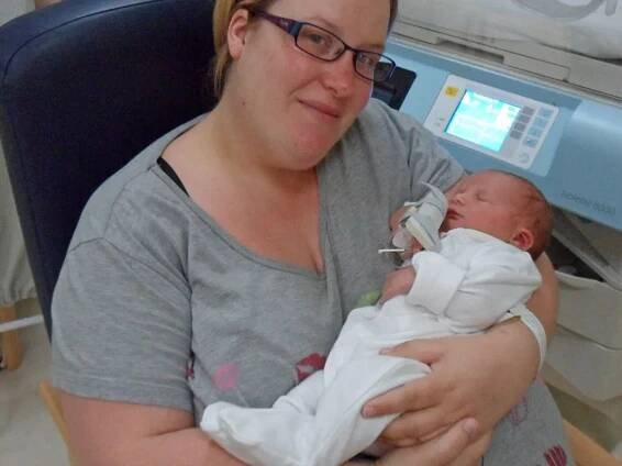 Obese mum lost 14 stone after her weight nearly killed her baby son