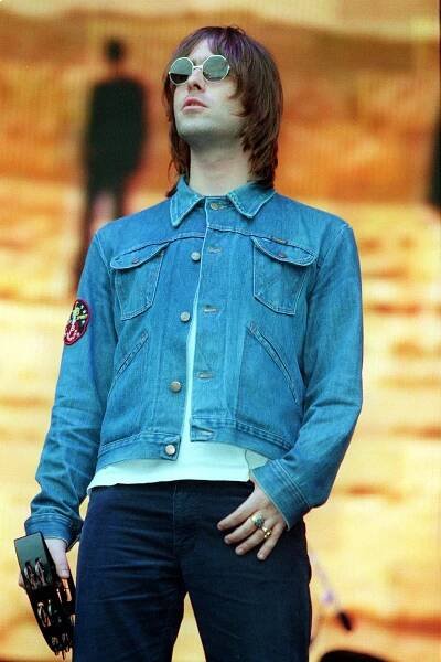 Liam Gallagher Denim Jacket Men Patch 2000 Lansdowne Road Dublin » 13 Denim Jacket Outfits for Men to Master the Classic Style