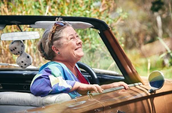 Noni Hazlehurst