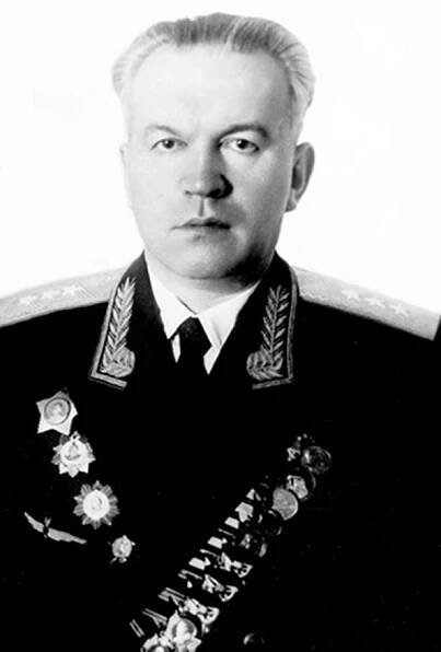 Bělov, Ivan Michajlovič : B
