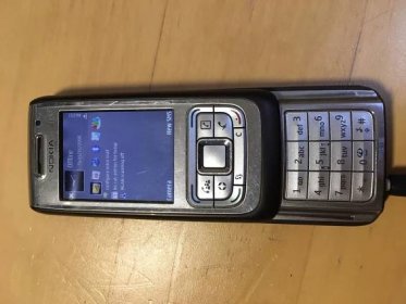 Nokia E65 - Mobily a chytrá elektronika