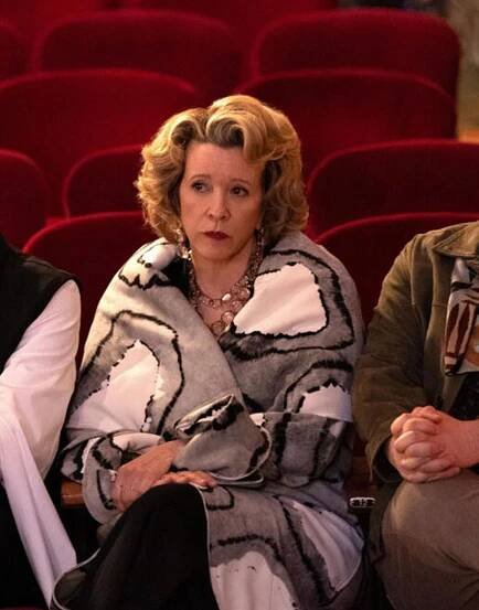 Donna Demeo Only Murders In The Building S03 Linda Emond Printed Wrap Coat.