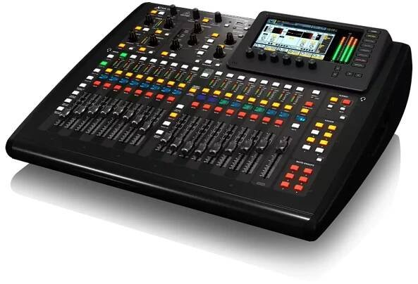 Behringer X32 Compact