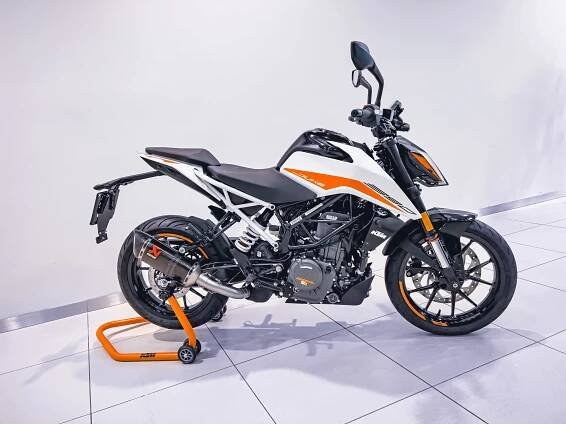 2022-03-20-KTM_Duke_390 | AUTOMARTIN Martin Klein