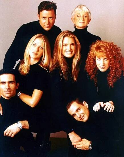 Nestor Carbonell, Andrea Bendewald, Judd Nelson, Brooke Shields, David Strickland, Barbara Barrie, Kathy Griffin - Správná Susan - Promo