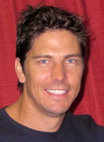 Michael Trucco – Wikipedia