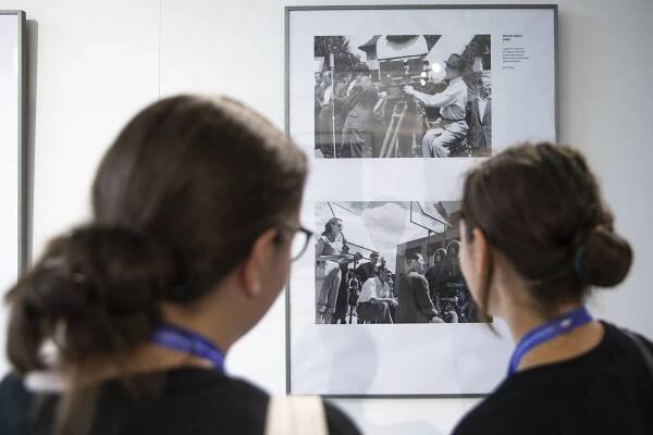 Filmařský život Martina Friče ukazují fotografie ve Hvězdě