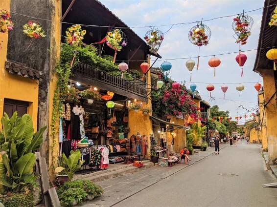 Magical Hoi An Vietnam In Pictures - Bonus Nachos