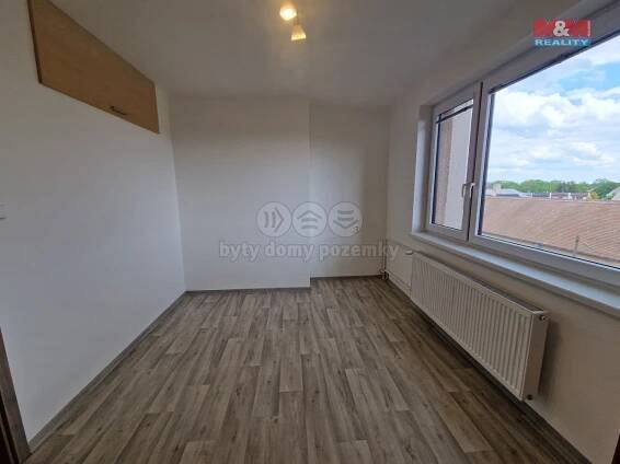 Pronájem Byt 3+kk, Malátova, Městec Králové, okres Nymburk