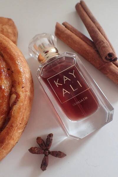 Vanilla 28 Kayali Fragrances pro ženy a muže