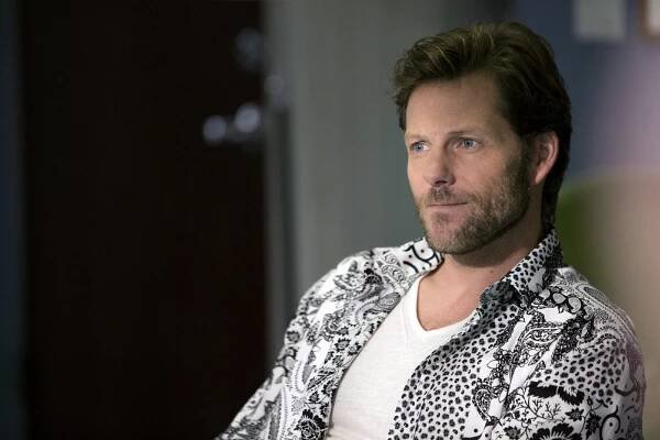 Closer: Nové případy - Otevřená linka - Z filmu - Jamie Bamber