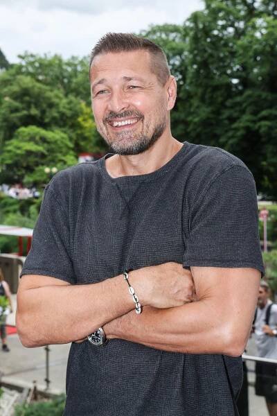 Nejlepší recept na vyčištění hlavy jsou mejdany a pařby: Petr Jákl karlovarský festival nepojal moc pracovně