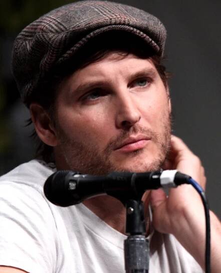 Soubor:Peter Facinelli Comic-Con 2012.jpg