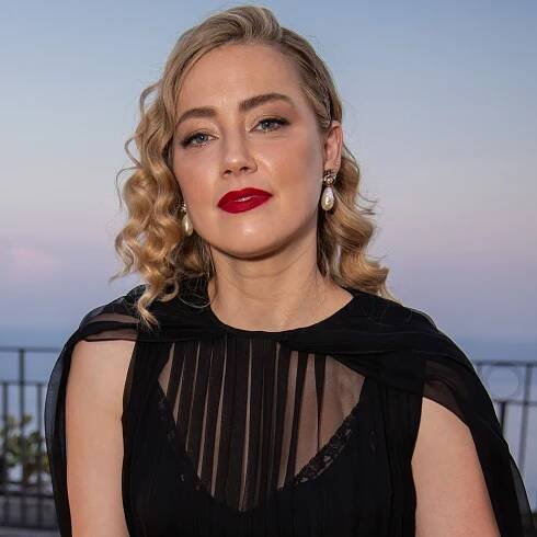 Amber Heard Celebrates Mother’s Day by Announcing She Welcomed Twins ‘On My Own Terms’