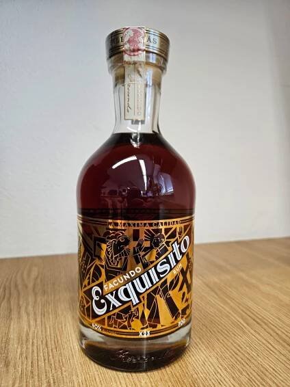 Facundo Exquisito Rum 40% 0,7l | Rums.cz