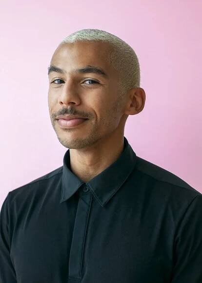 2021_ALEX-40_sharp.jpg