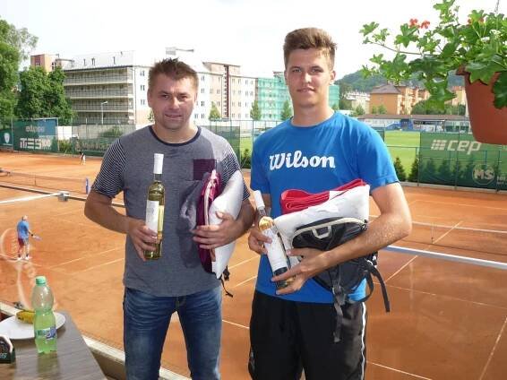 První turnaj ATP Valašska vyhrál Jan Hrnčiřík ze Štítné nad Vláří - Popova