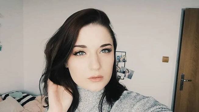 Potetovaný šmoula: Marcela z Ulice k nepoznání!