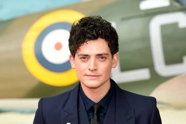 Aneurin Barnard joins cast of Doctor Who to play mysterious character