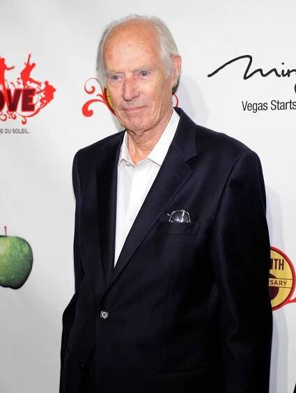 Sir George Martin, Beatles producer, dead at 90