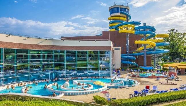 HUNGUEST SZEGED (EX FORRAS) - Updated 2025 Prices & Hotel Reviews (Hungary)