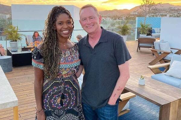 'Alias' Star Merrin Dungey Is Engaged! See Her Ring — and Sweet Message from Costar Jennifer Garner
