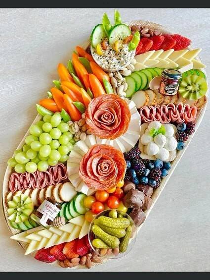 Delicious Fruit and Veggie Platter