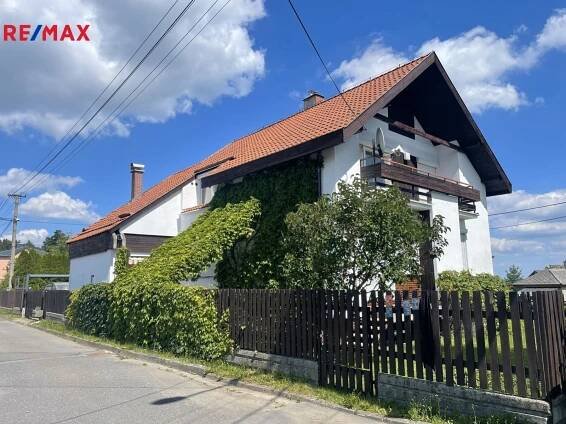 Prodej rodinného domu s bazénem 235 m2, Ostrava - Krásné Pole, obrázek č. 1